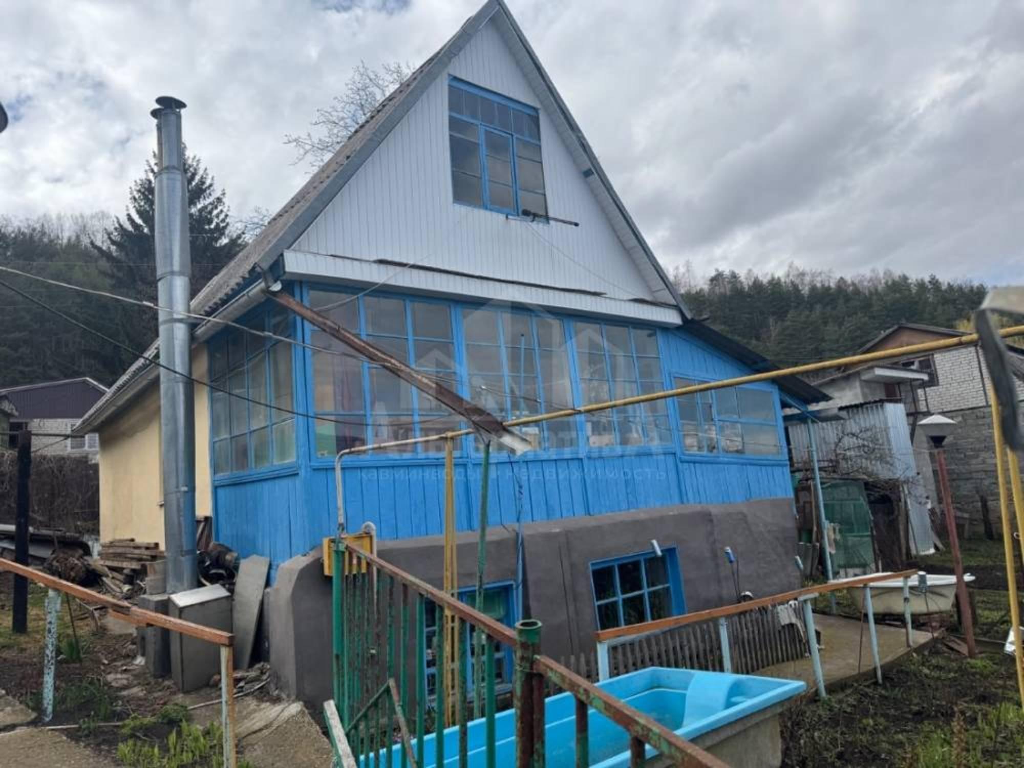 Купить дачу, дом, коттедж за 10 500 000 рублей на Прудная ул.
