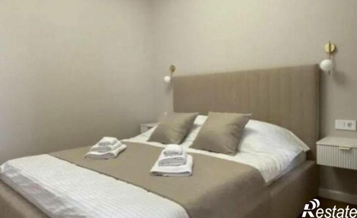 1-комн квартира улица 40 лет Октября, 37Б,  д. 37Б