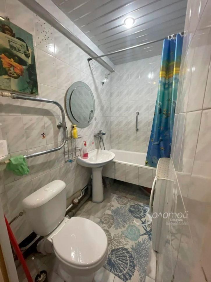 2-комн квартира Героев Медиков ул, 10