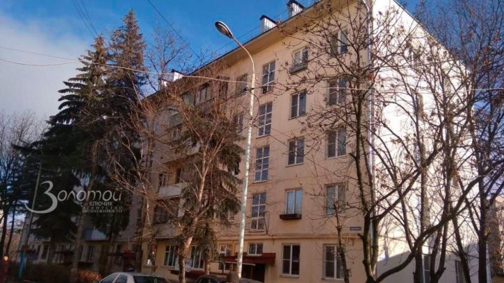 2-комн квартира Героев Медиков ул, 10