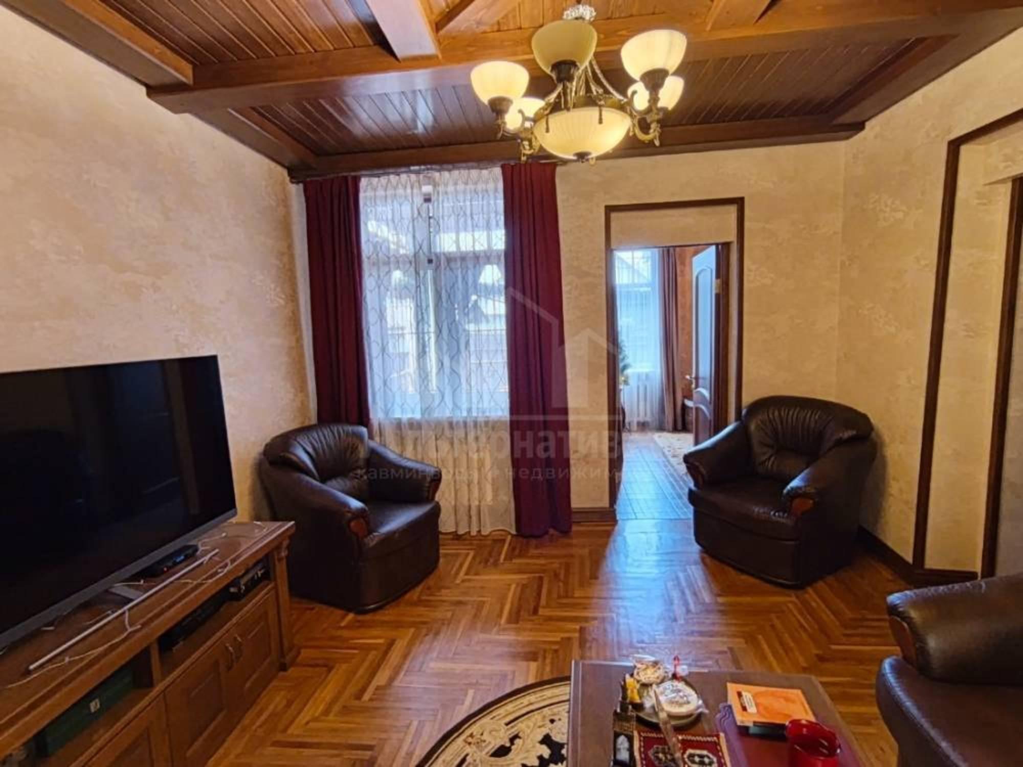 Купить дачу, дом, коттедж за 19 000 000 рублей на Гоголя ул.