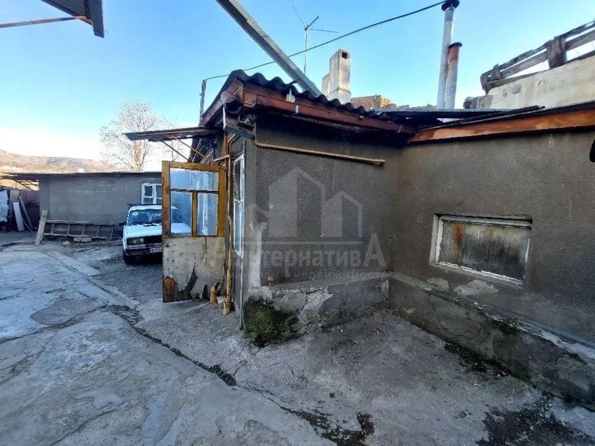 Купить дачу, дом, коттедж за 4 900 000 рублей на Чкалова ул.
