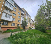2-комн, 49.3кв м, этаж 1/5 Героев Медиков ул.