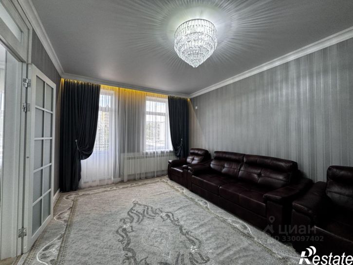 2-комн квартира проспект Победы, 27,  д. 27