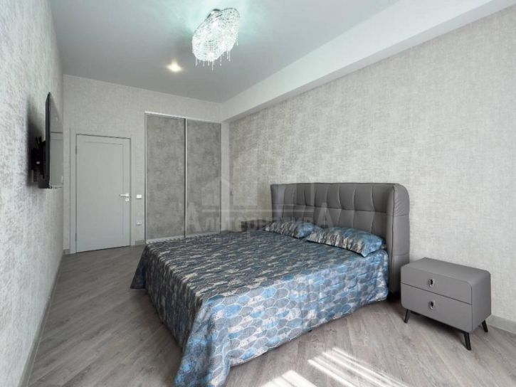 3-комн квартира Декабристов ул.
