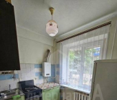 2-комн, 50кв м, этаж 1/5 Губина Андрея ул.