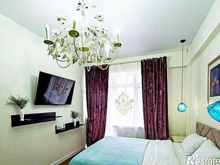 2-комн квартира ул Декабристов, 36 1,  д. 36 1,  к. 1
