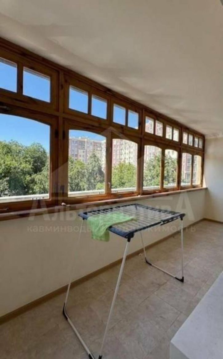 3-комн квартира Жуковского ул.