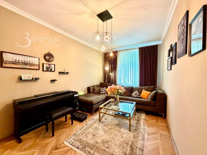 2-комн квартира Горького ул, 38