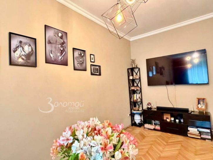 2-комн квартира Горького ул, 38