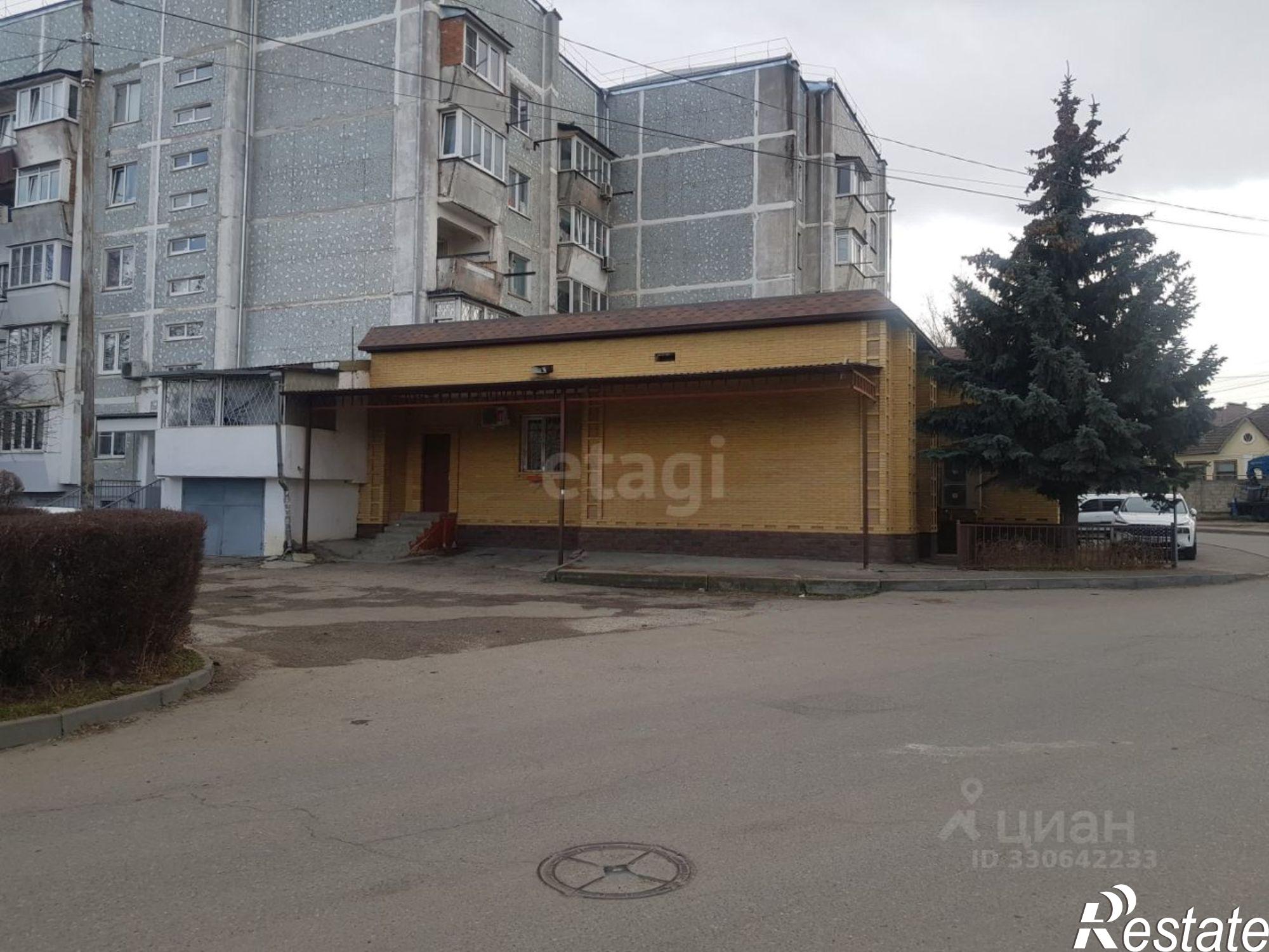 Купить торговое помещение за 37 966 200 рублей на ул Главная, 55