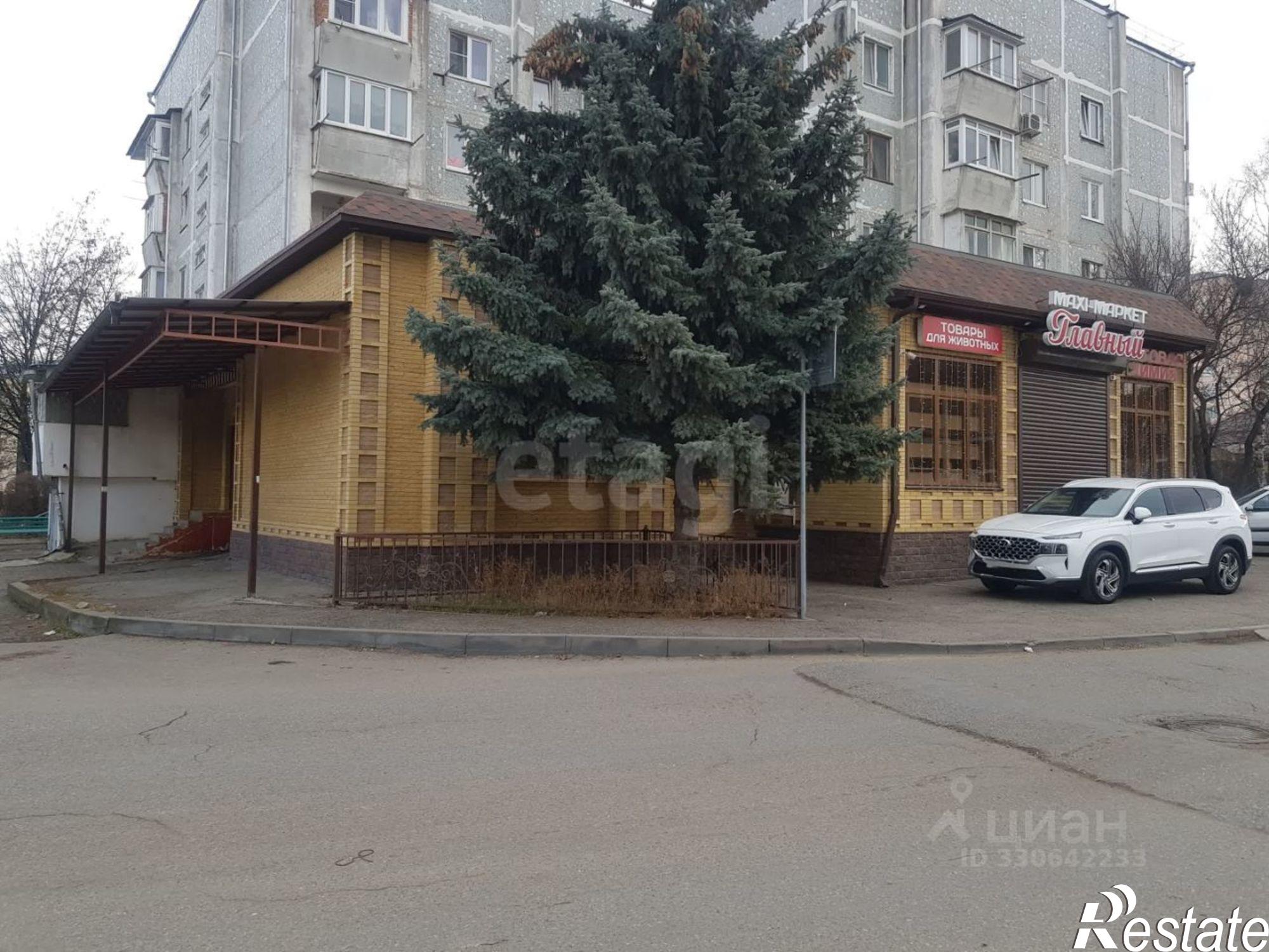 Купить торговое помещение за 37 966 200 рублей на ул Главная, 55