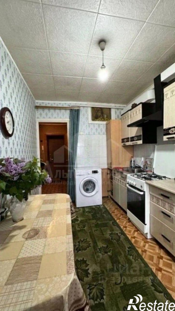 2-комн квартира улица Крылова, 19,  д. 19