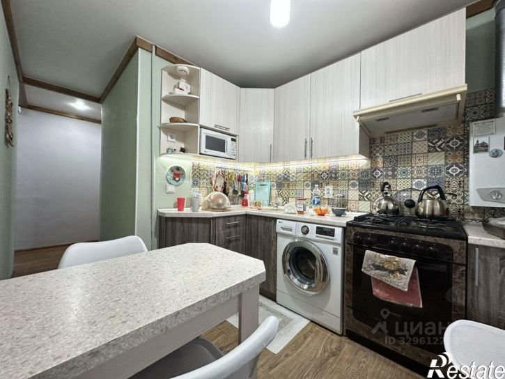 3-комн квартира пр-д Цандера, 11,  д. 11