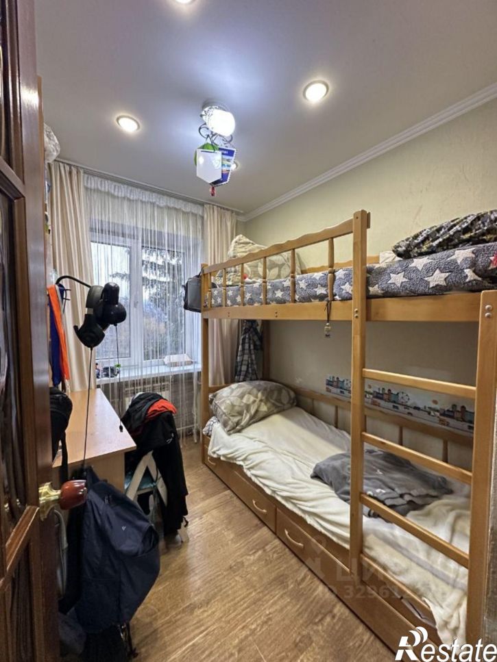 3-комн квартира пр-д Цандера, 11,  д. 11