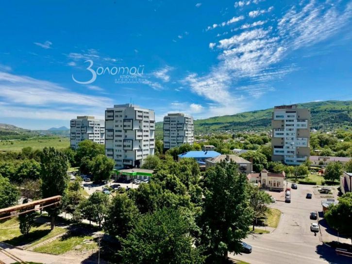 2-комн квартира Победы пр-кт, 157