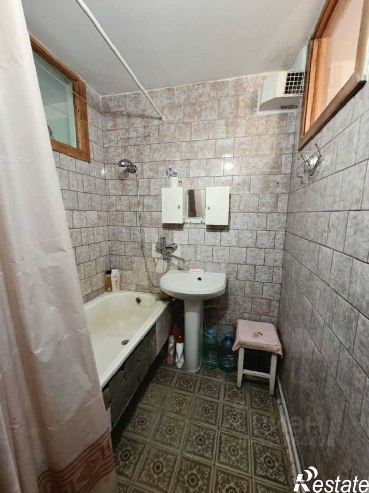 2-комн квартира улица 8 Марта, 10,  д. 10