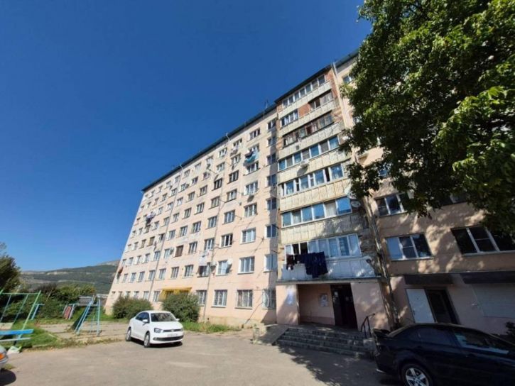 1-комн квартира Красивая ул.