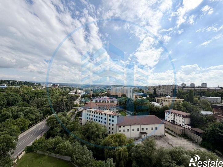 2-комн квартира пр-кт Победы, 37/1,  д. 37/1
