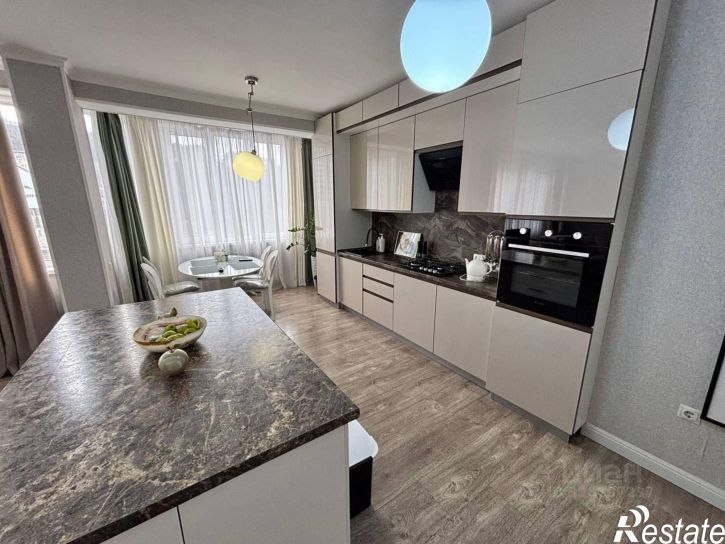 2-комн квартира улица Декабристов, 36 к1,  д. 36 к1