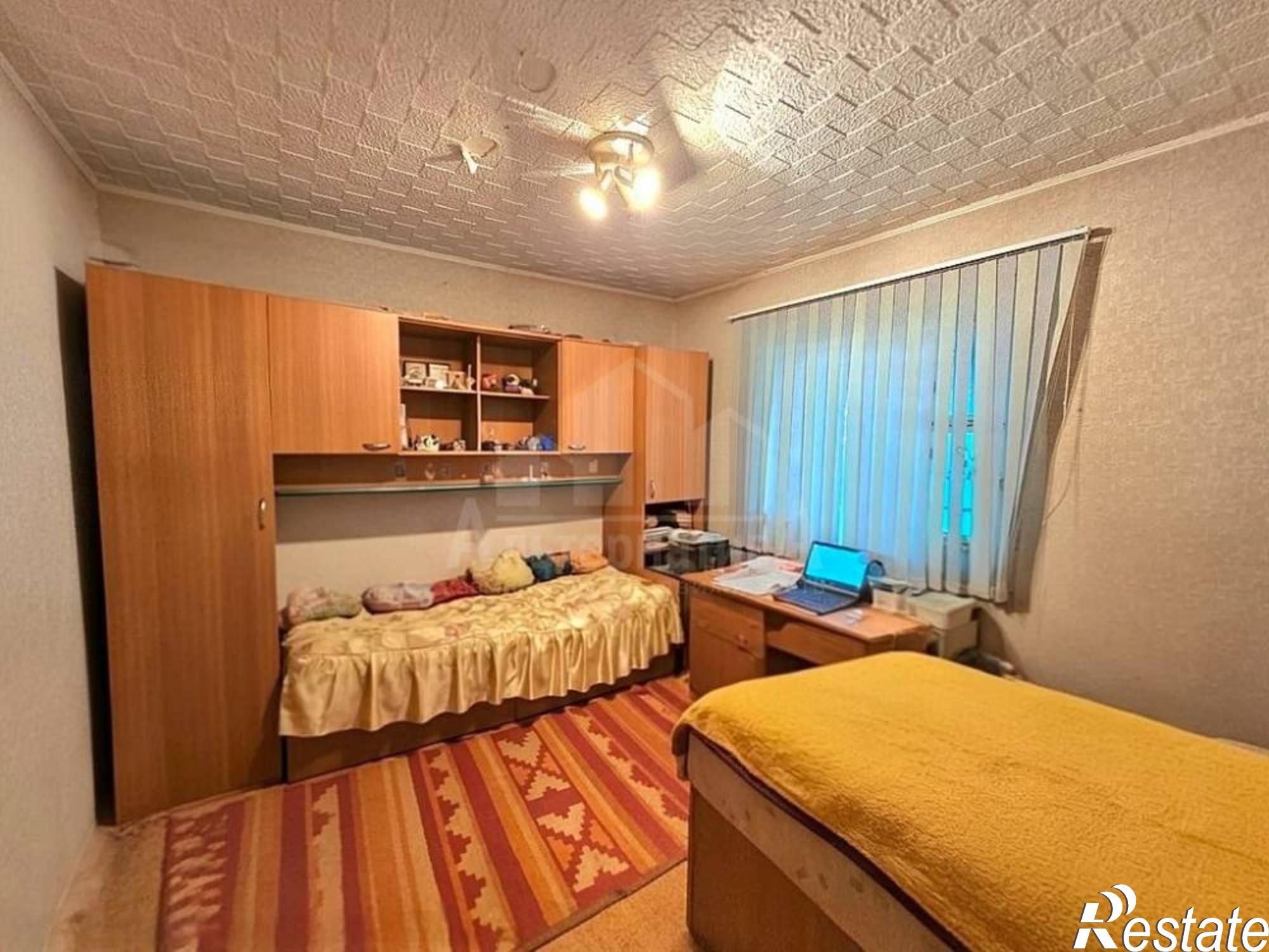 Купить дачу, дом, коттедж за 18 500 000 рублей на Орджоникидзе ул.