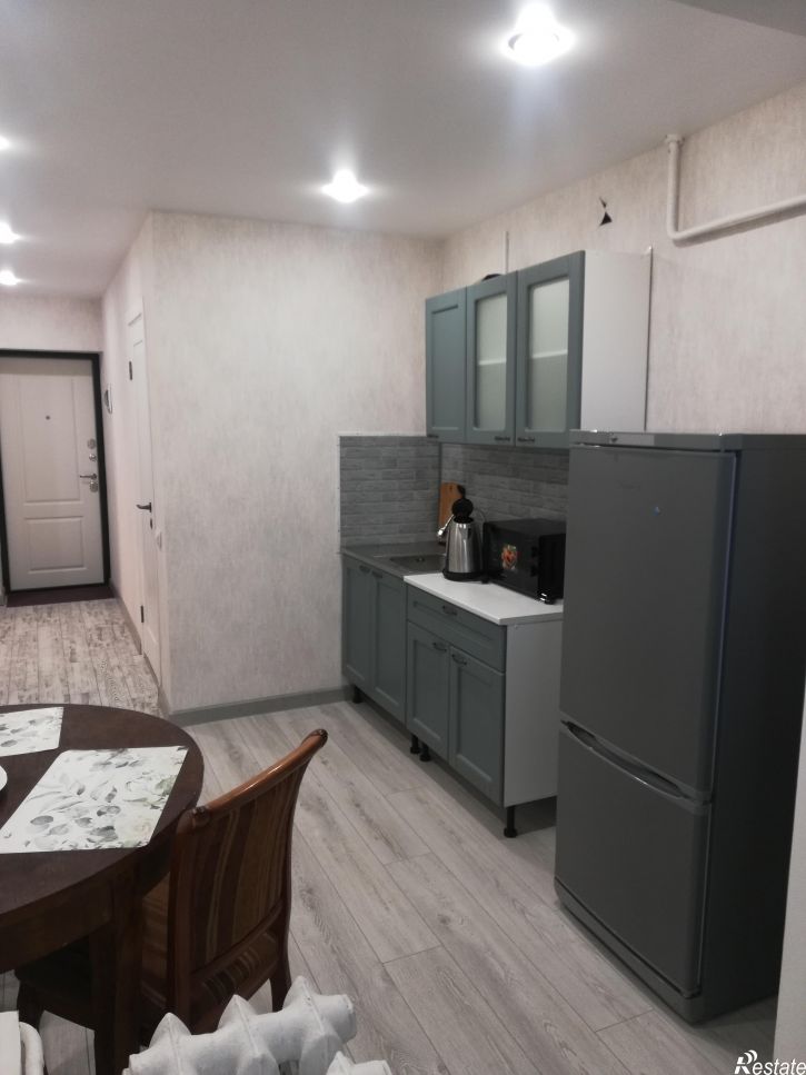 2-комн квартира осипенко, 3