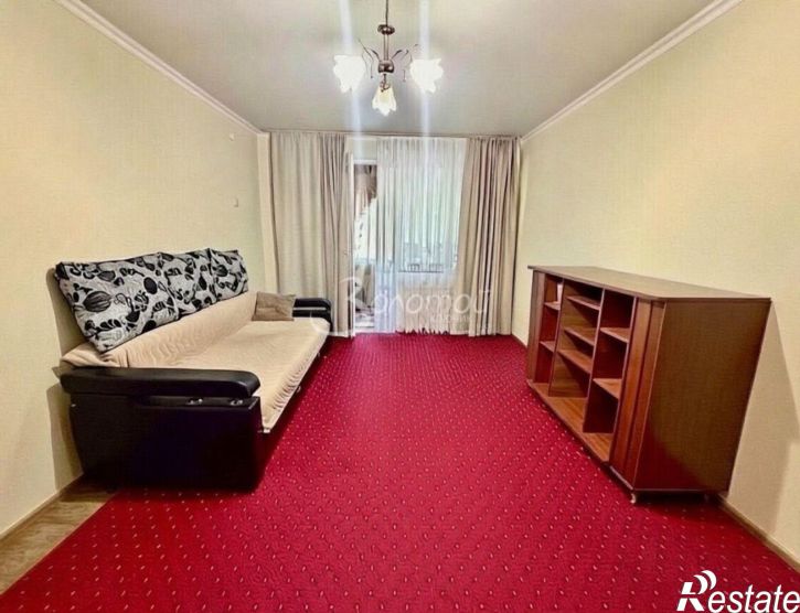 3-комн квартира Фоменко ул, 102