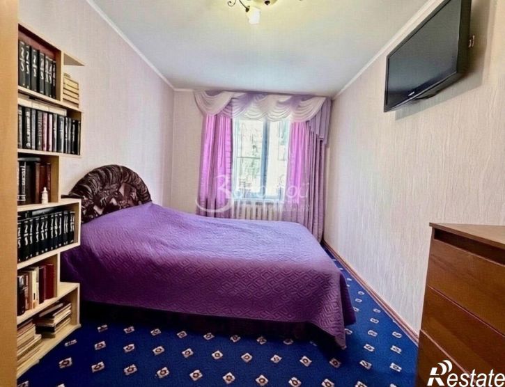 3-комн квартира Фоменко ул, 102