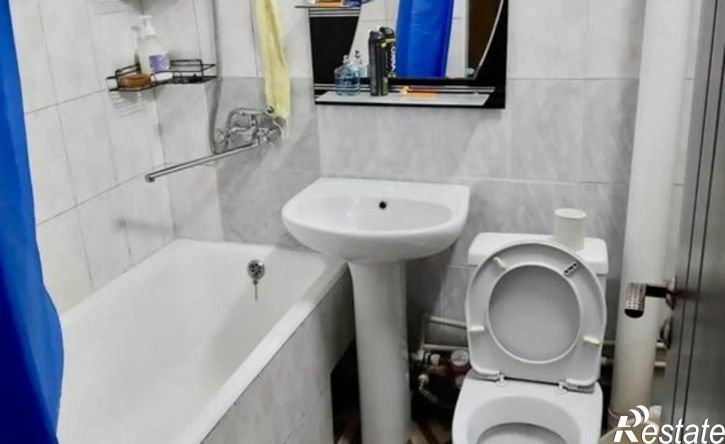 1-комн квартира пр-кт Победы, 136,  д. 136