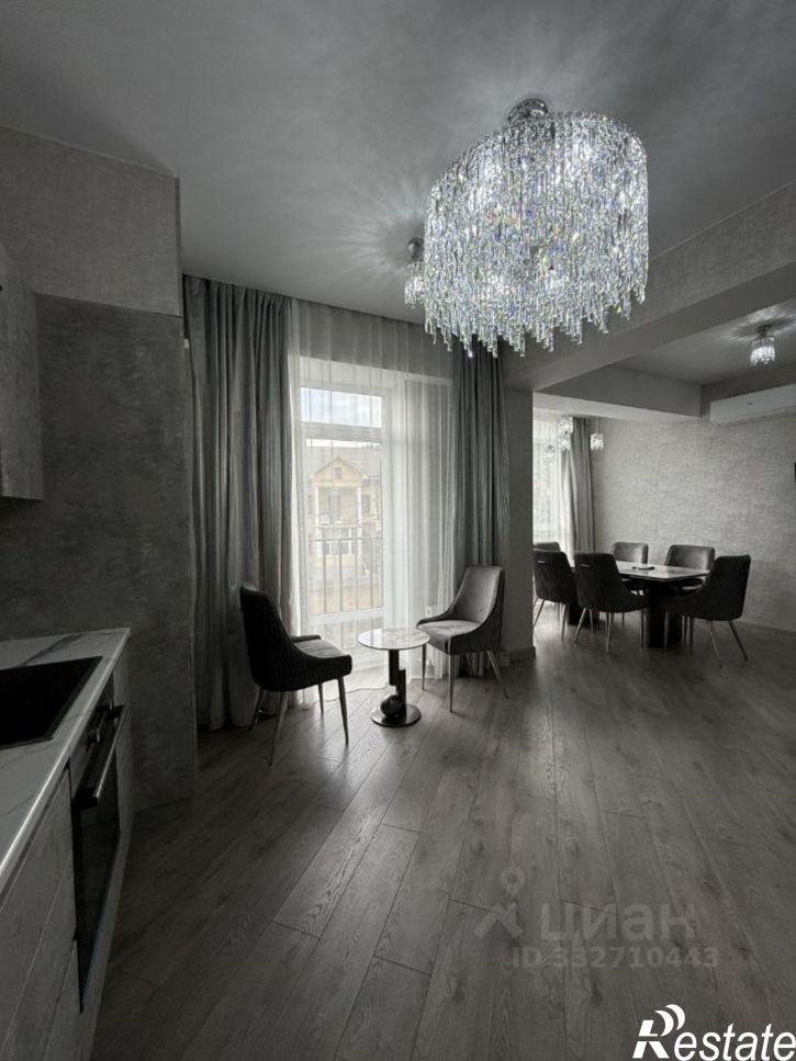 3-комн квартира ул Декабристов, 36 1,  д. 36 1,  к. 1