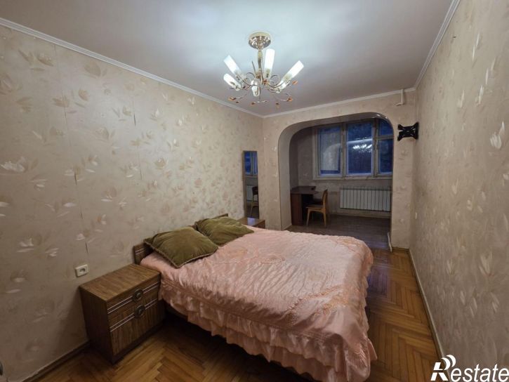 2-комн квартира Тельмана ул, 42