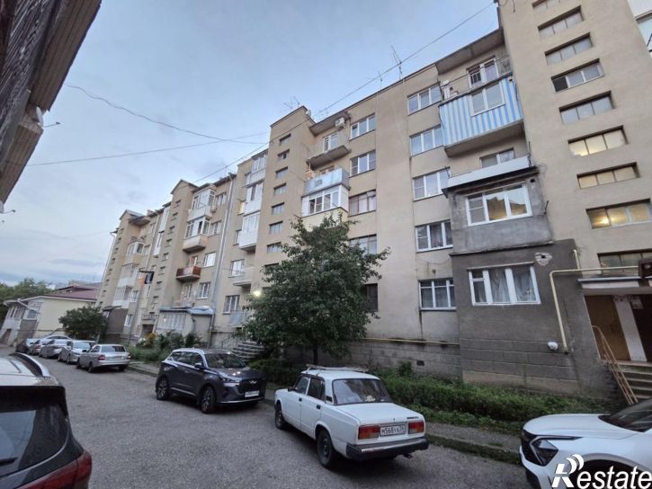 2-комн квартира Тельмана ул, 42