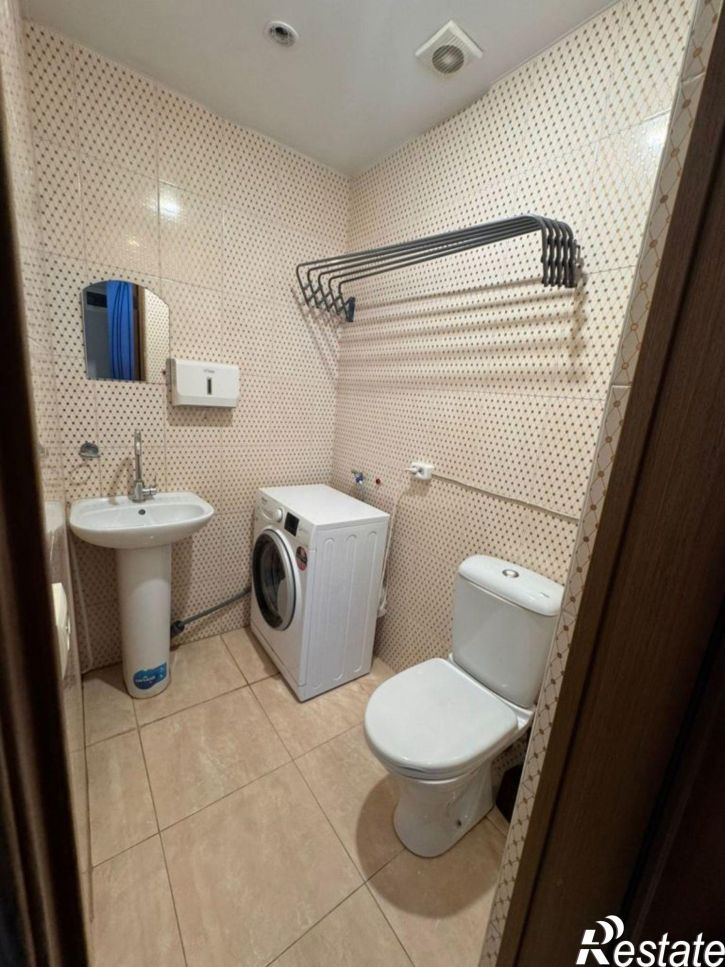 1-комн квартира Азербайджанская ул, 15