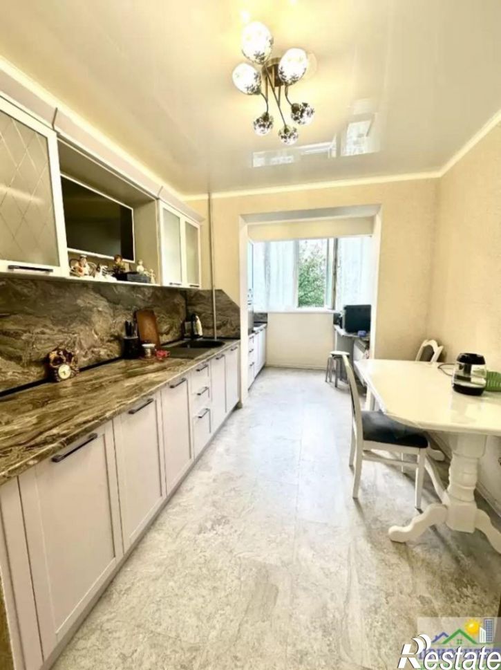 3-комн квартира улица Умара Алиева, 48,  д. 48