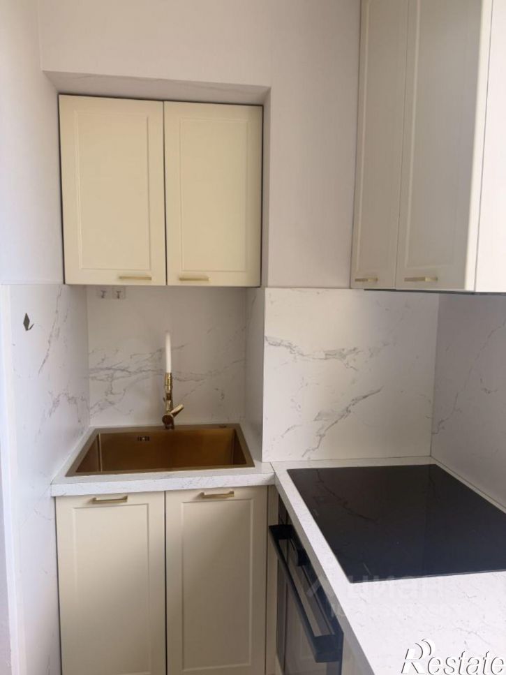 2-комн квартира Зеркальный переулок, 19,  д. 19