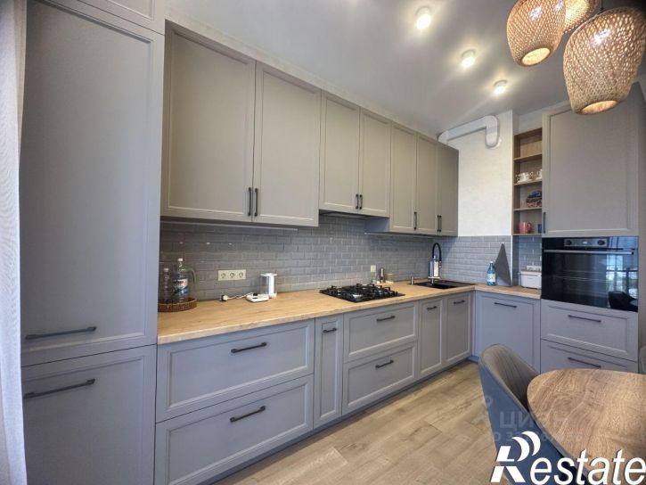 2-комн квартира Парковая улица, 20,  д. 20