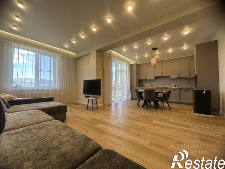 2-комн квартира Парковая улица, 20,  д. 20