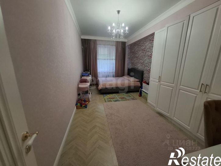 3-комн квартира улица Декабристов, 36 к1,  д. 36 к1