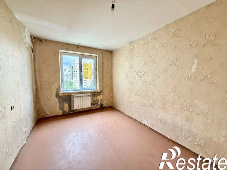 2-комн квартира Победы пр-кт, 157