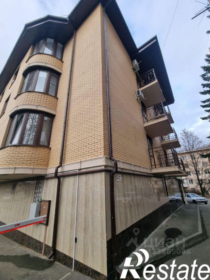 2-комн квартира улица 40 лет Октября, 27,  д. 27