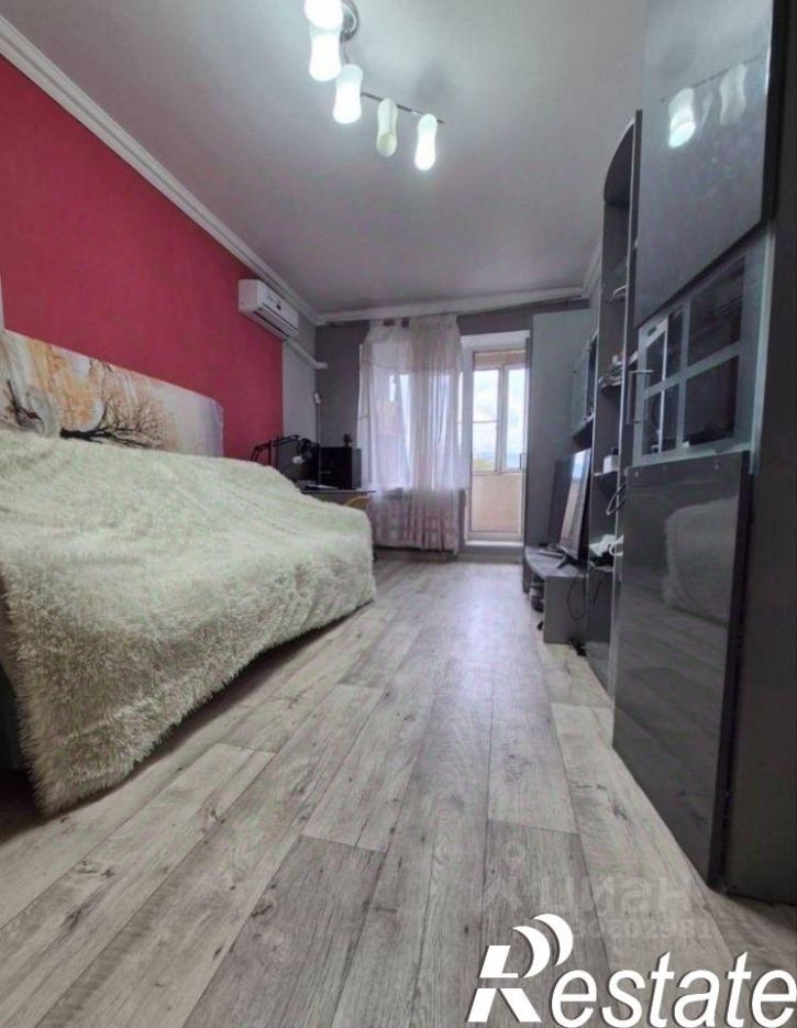 2-комн квартира улица Островского, 3,  д. 3