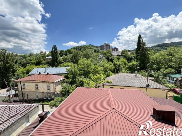 1-комн квартира улица Катыхина, 145,  д. 145