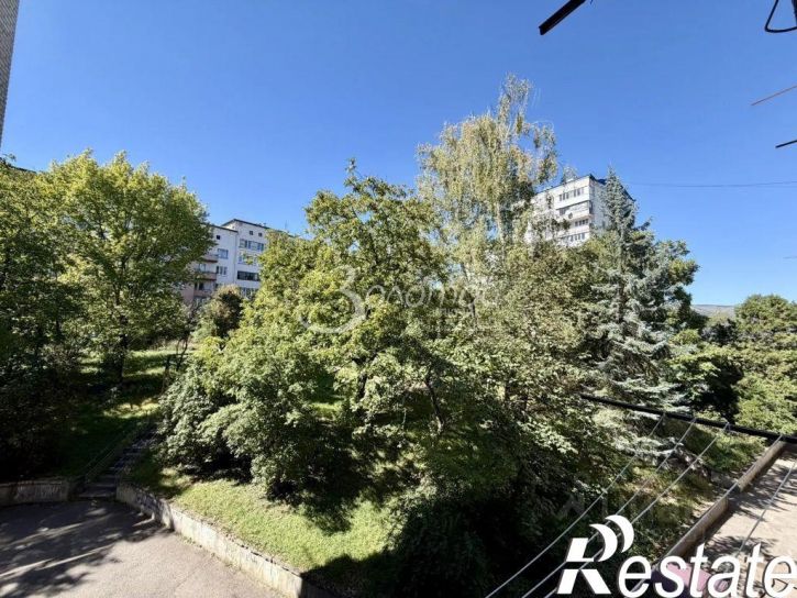 2-комн квартира улица Островского, 5,  д. 5