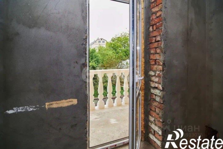 3-комн квартира улица Титова, 22,  д. 22