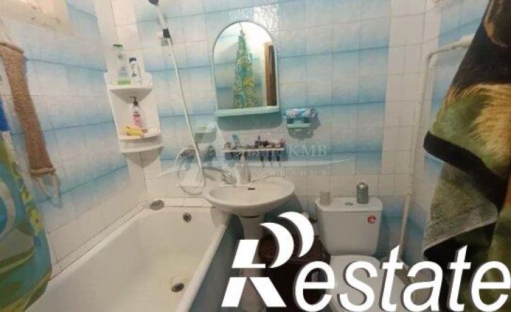 2-комн квартира улица Кирова, 60,  д. 60