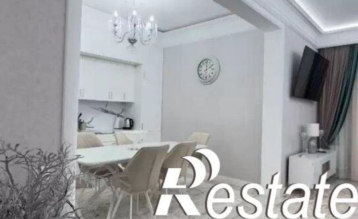 2-комн квартира проспект Победы, 37/2,  д. 37/2