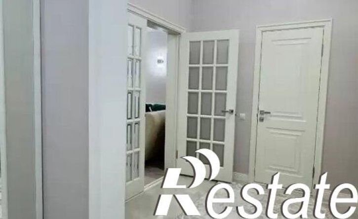 2-комн квартира проспект Победы, 37/2,  д. 37/2