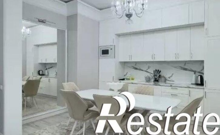 2-комн квартира проспект Победы, 37/2,  д. 37/2