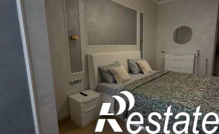2-комн квартира проспект Победы, 37/1,  д. 37/1