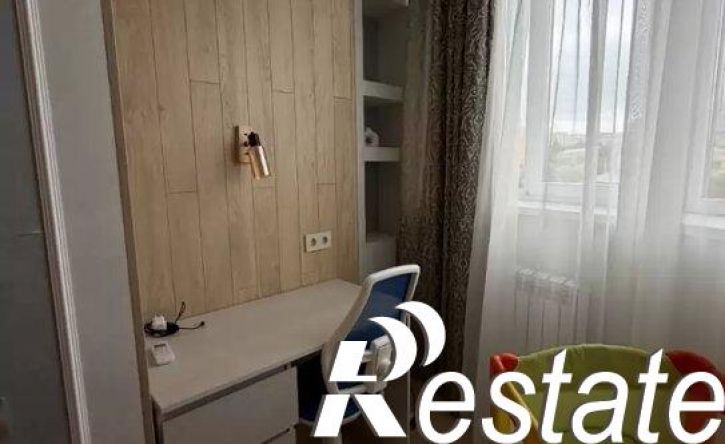 2-комн квартира проспект Победы, 37/1,  д. 37/1